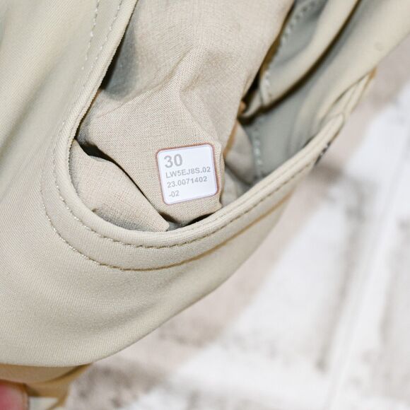 Lululemon Women's City Sleek Slim fit 5 Pocket High Rise Pants in beige sz 30 - Picture 5 of 12